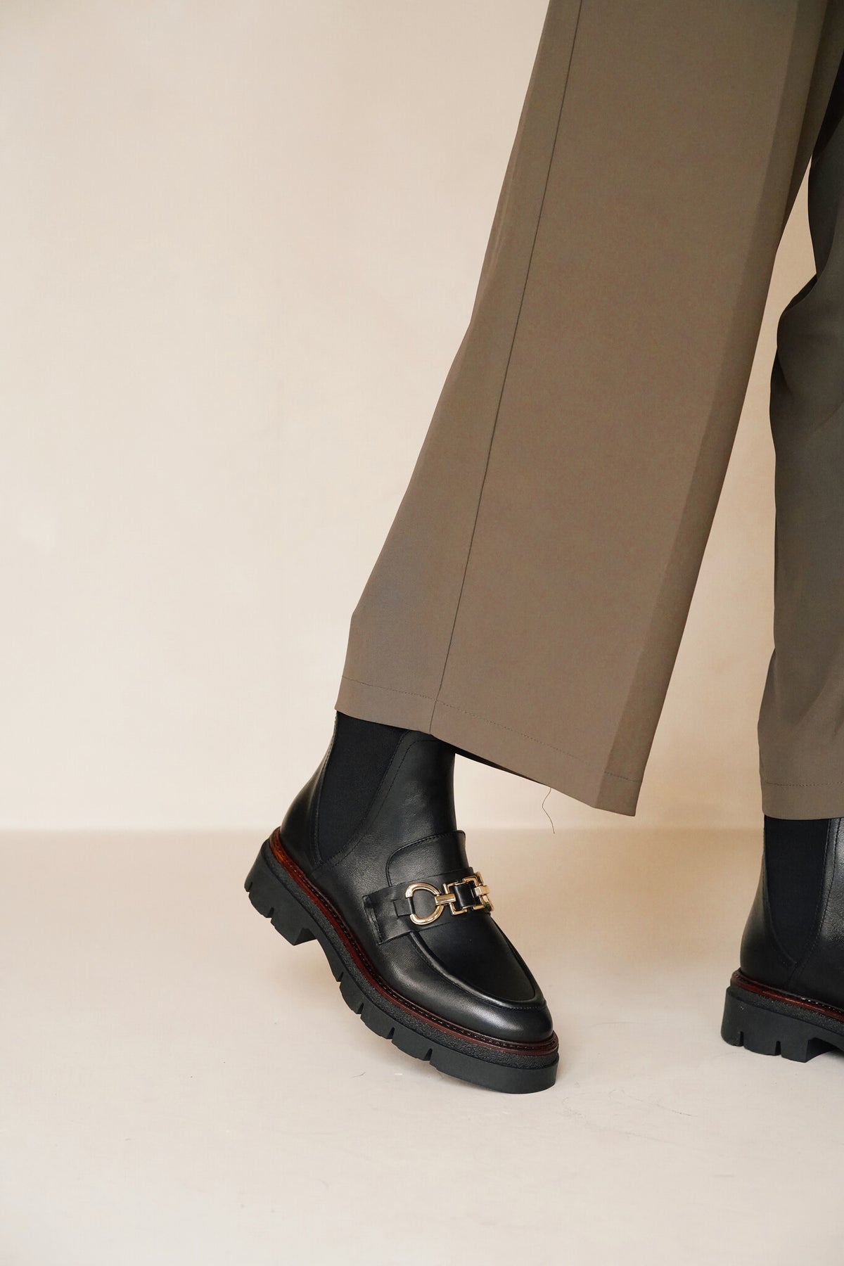 Evia black