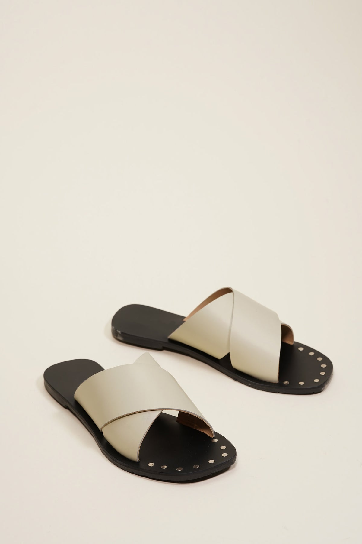 Xavina Off-white